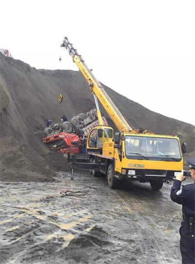 平阳上犹道路救援